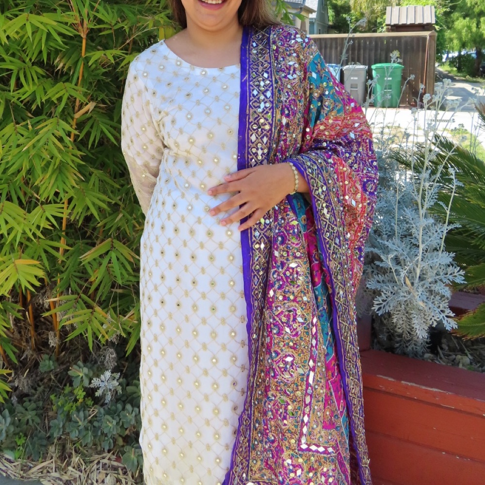 White Embroidered kameez suit with Vibrant Embellished heavy mirror dupatta
